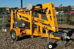 40′ Towable Articulating Manlift