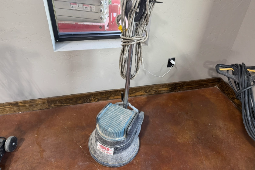 Electric 17-inch Floor Buffer